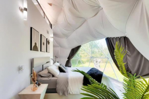 Unique Escapes - Modern Luxury Geodome